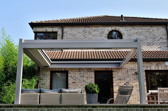 Brustor B300 Pergola Markise online bestellen